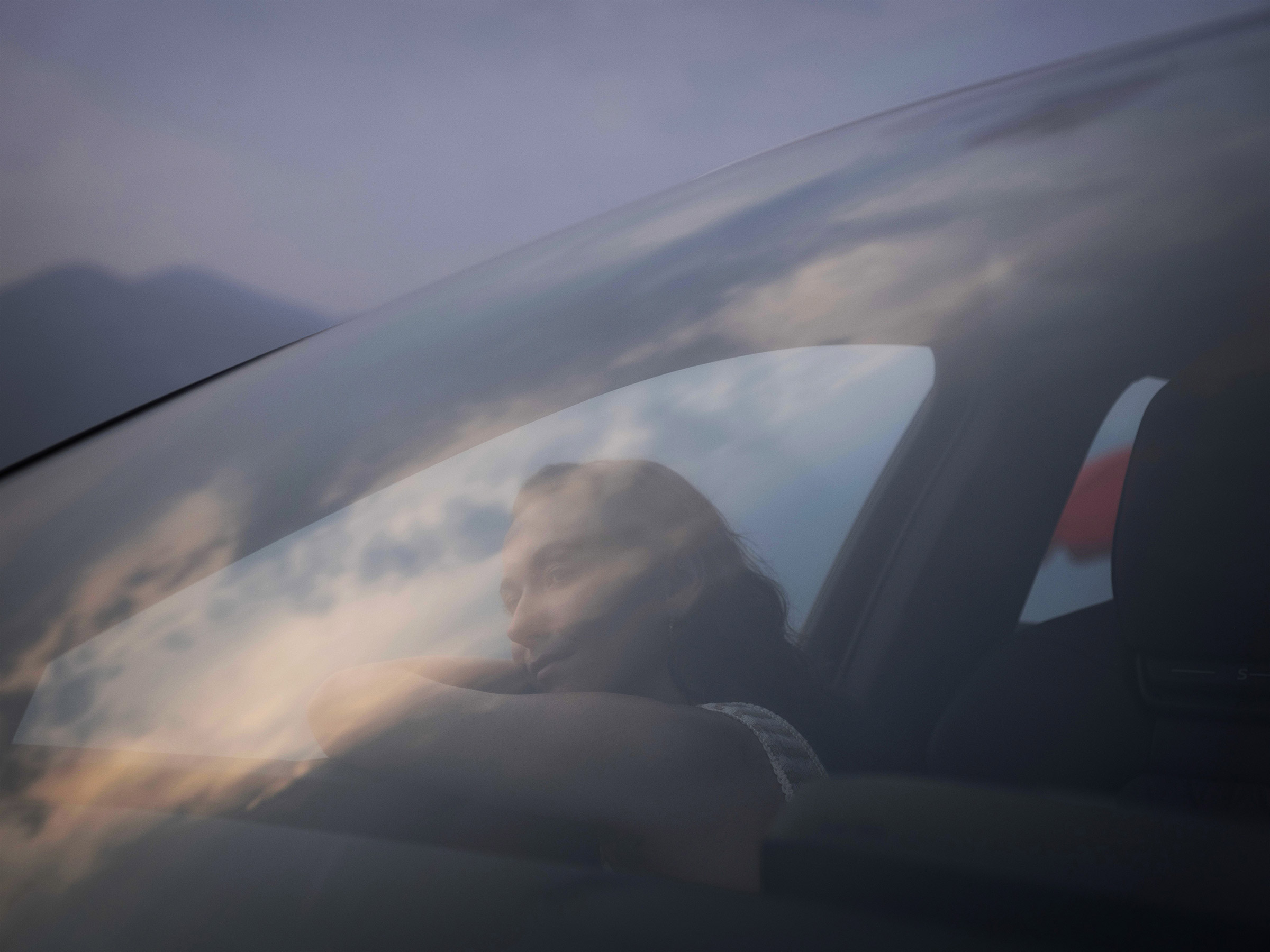 Kolja-Eckert-Blaank-Productions-Ionity-cloud-reflection