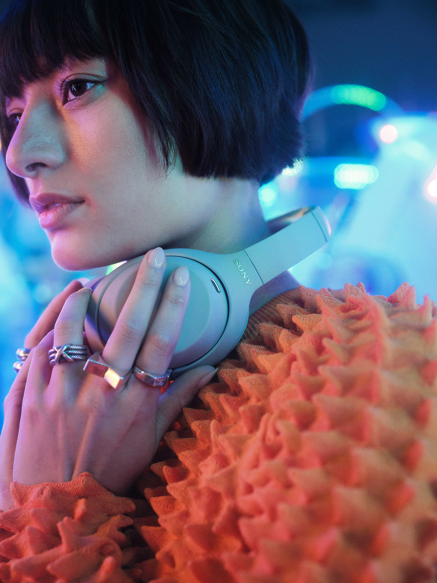 Kolja-Eckert-Blaank-Productions-Sony-holding