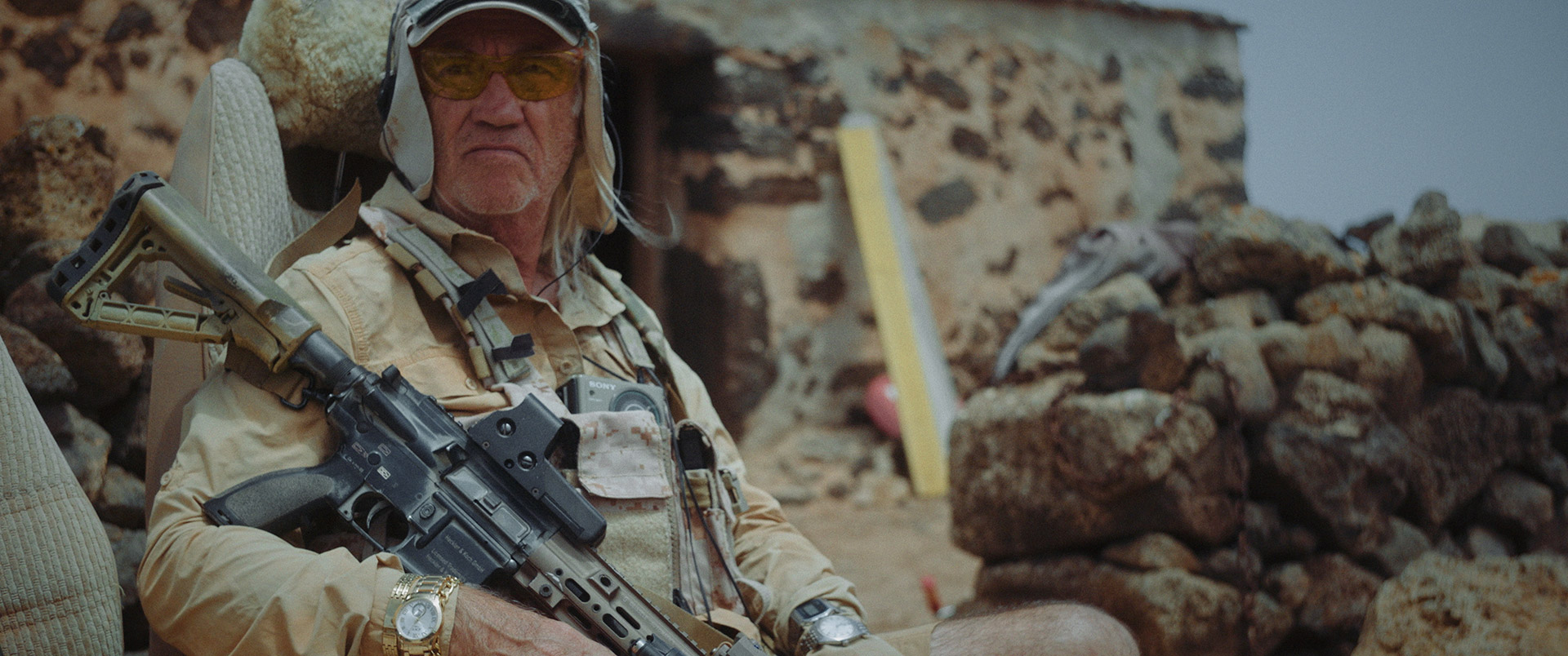 ADEL_TAWIL_NIEMANDSLAND_BLAANK_006