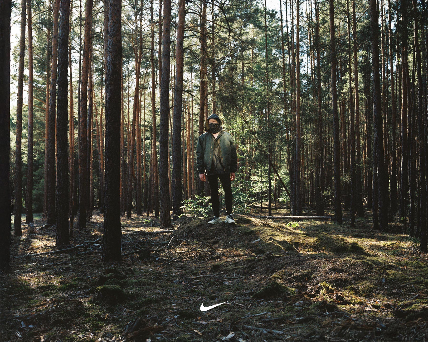 Nike_Running_by_Robert_Wunsch-forest_01_12