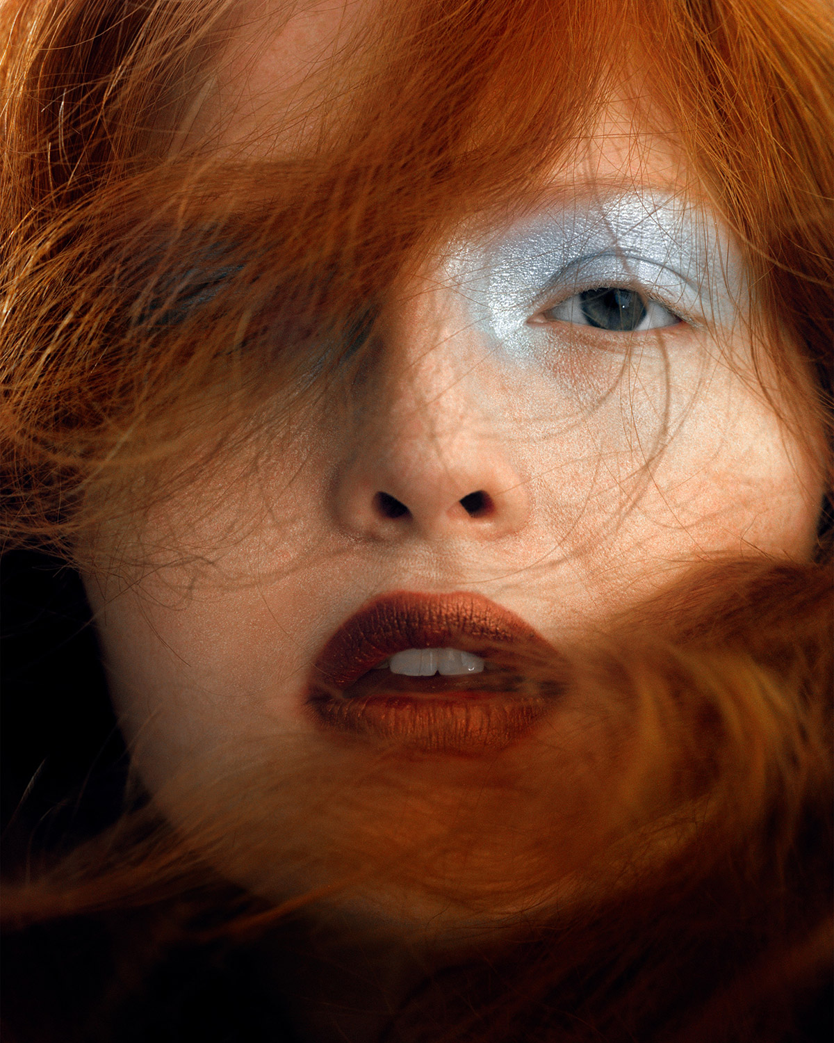 VOGUE_CZ_SB_close_up