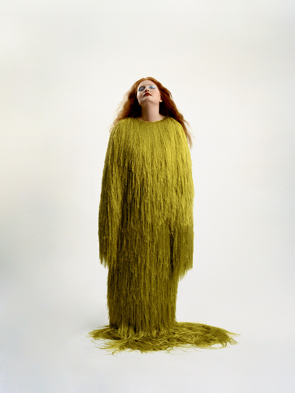 VOGUE_CZ_SB_green_dress_clean