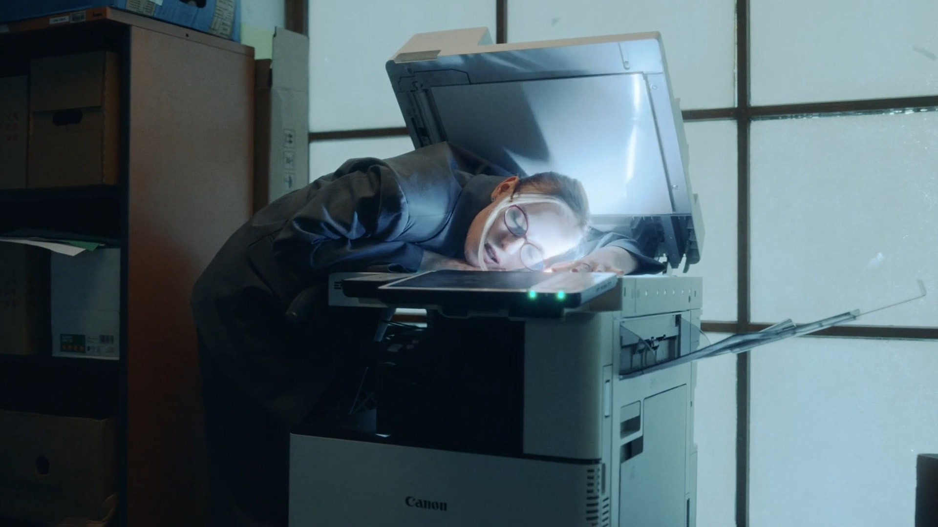 Yasha96 feat. Melis – ‚Shake You Off‘